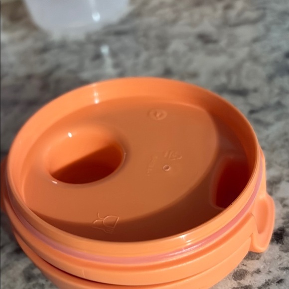 Orange Lid Storage Containers - Picture 4 of 6